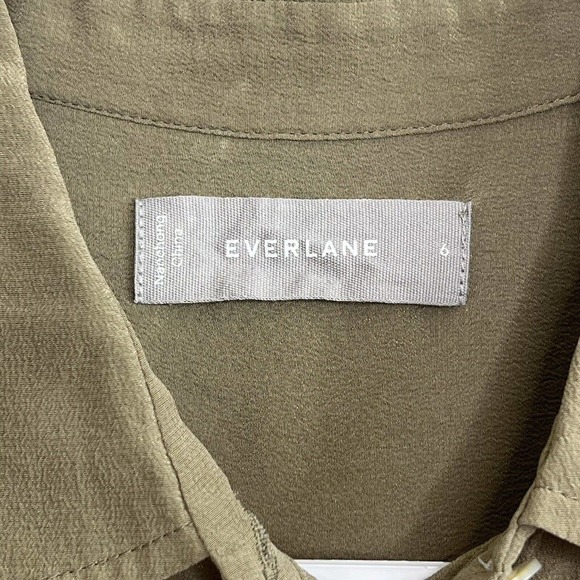 Everlane Women’s Size 6 Button Up Shirt 100% Silk Olive Green Career Office M15 - Picture 8 of 8